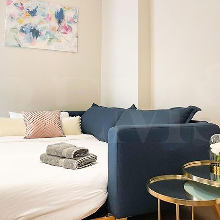 Cozy Apartment With Parking In The Center By Rems Málaga Eksteriør bilde