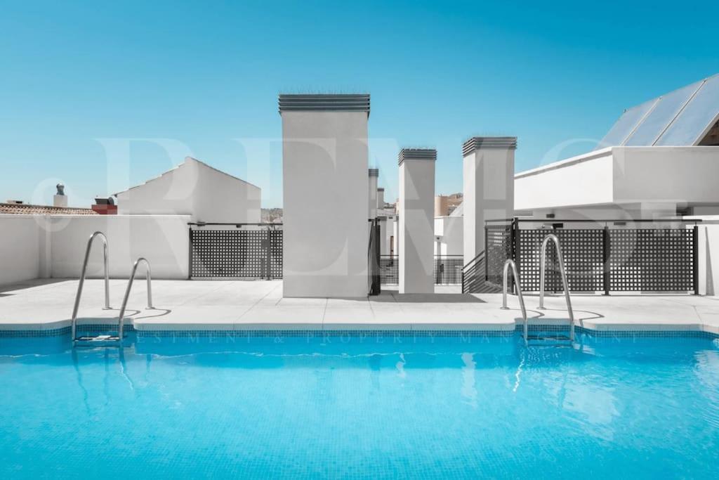 Cozy Apartment With Parking In The Center By Rems Málaga Eksteriør bilde