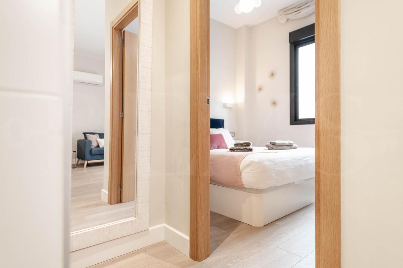 Cozy Apartment With Parking In The Center By Rems Málaga Eksteriør bilde